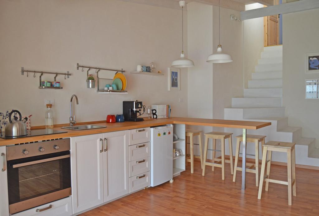 Bed And Book Giusino Bed & Breakfast ปาแลร์โม ภายนอก รูปภาพ